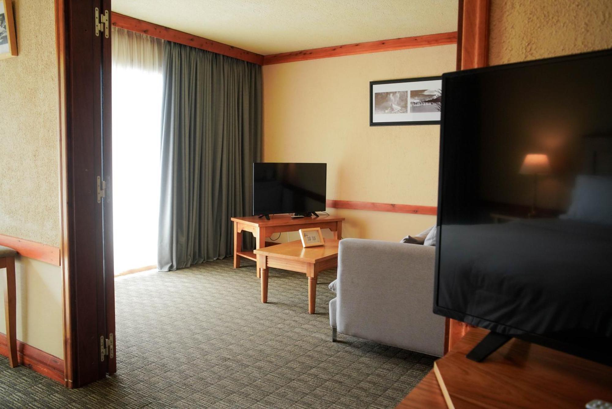 Mirador Del Lago Hotel El Calafate Eksteriør billede